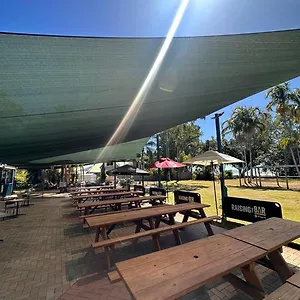 bushland-beach-tavern.queenslandhotels.net/